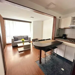 Comodo En Super Ubicacion Apartahotel